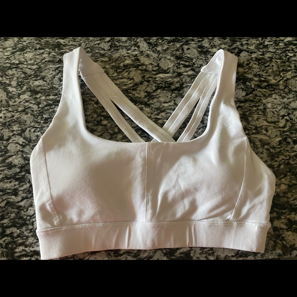 Sports bra